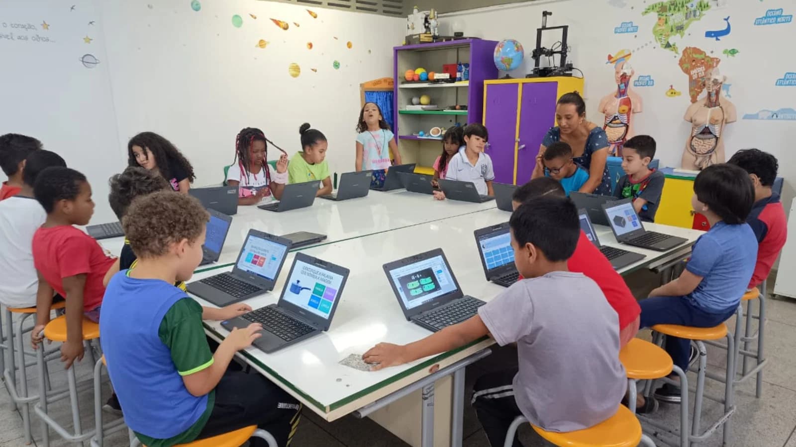 Educação Conectada: internet escolar, equipamentos e como aderir